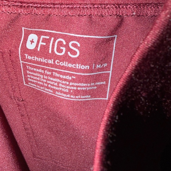 *PRICE OBO* FIGS Women's Burgundy Zamora™ - Medium Petite Jogger Scrub Pants - Picture 7 of 8